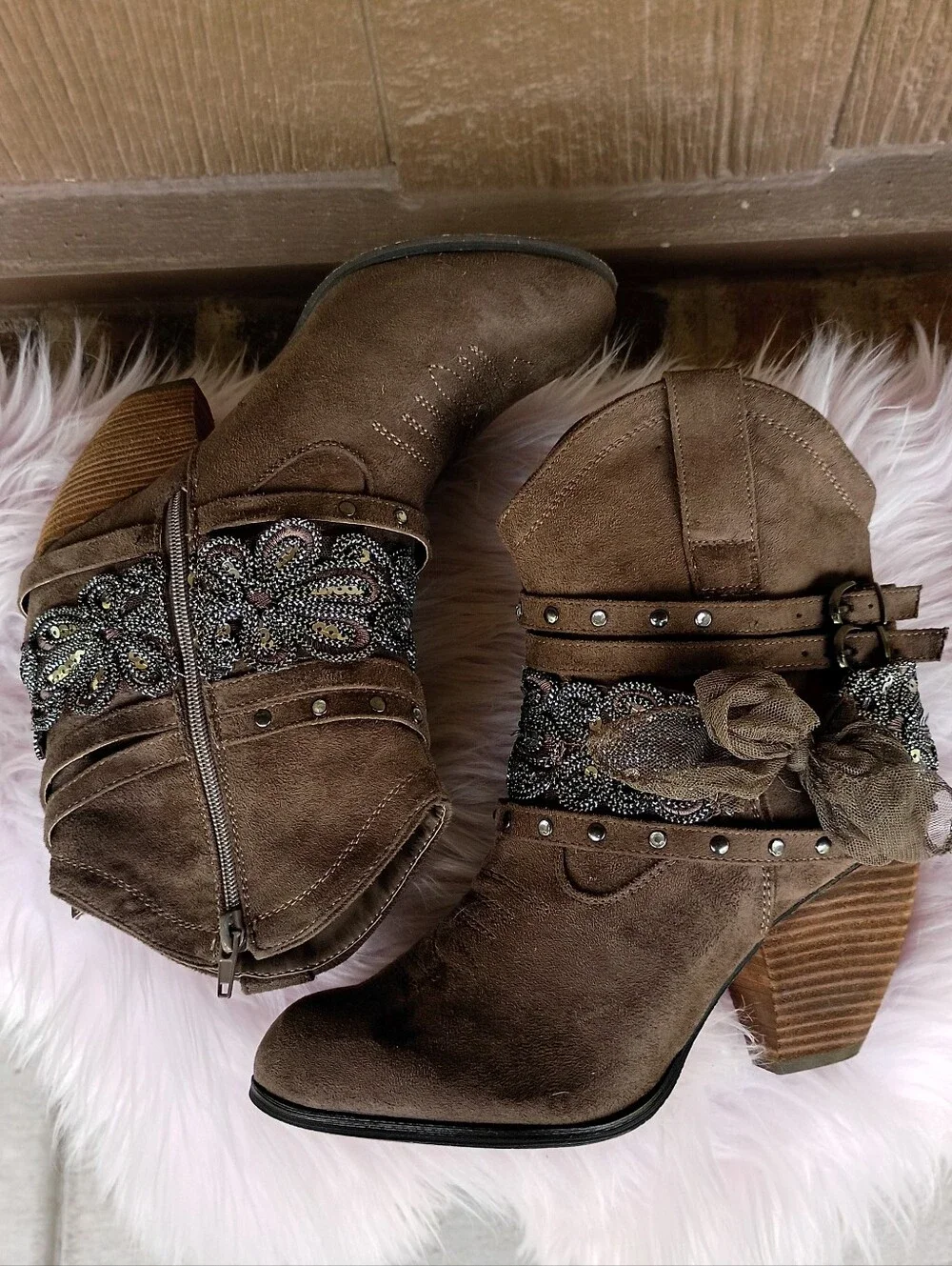 Not Rated Brown Western Studded Sequin Mesh Bow Belt Buckle Ankle Boots Booties